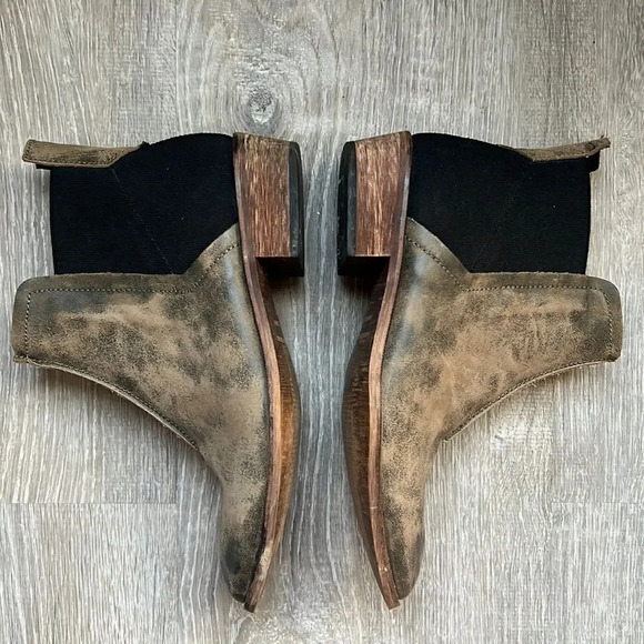 Free People Dark Horse Taupe Leather Ankle Chelsea Boots - Picture 3 of 10
